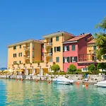 Alberti 900m From Garda *