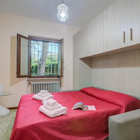 Villa Alberti 900m From Garda