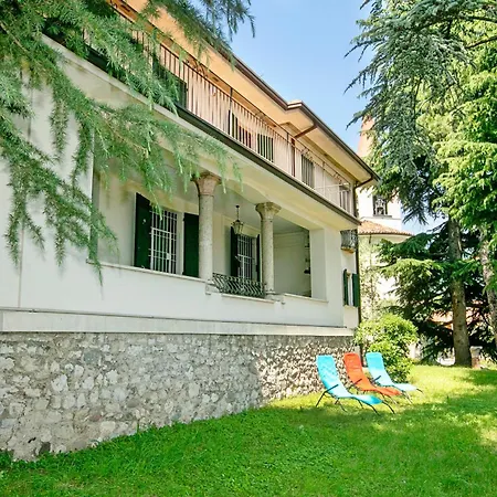 Alberti 900m From Garda فيلة